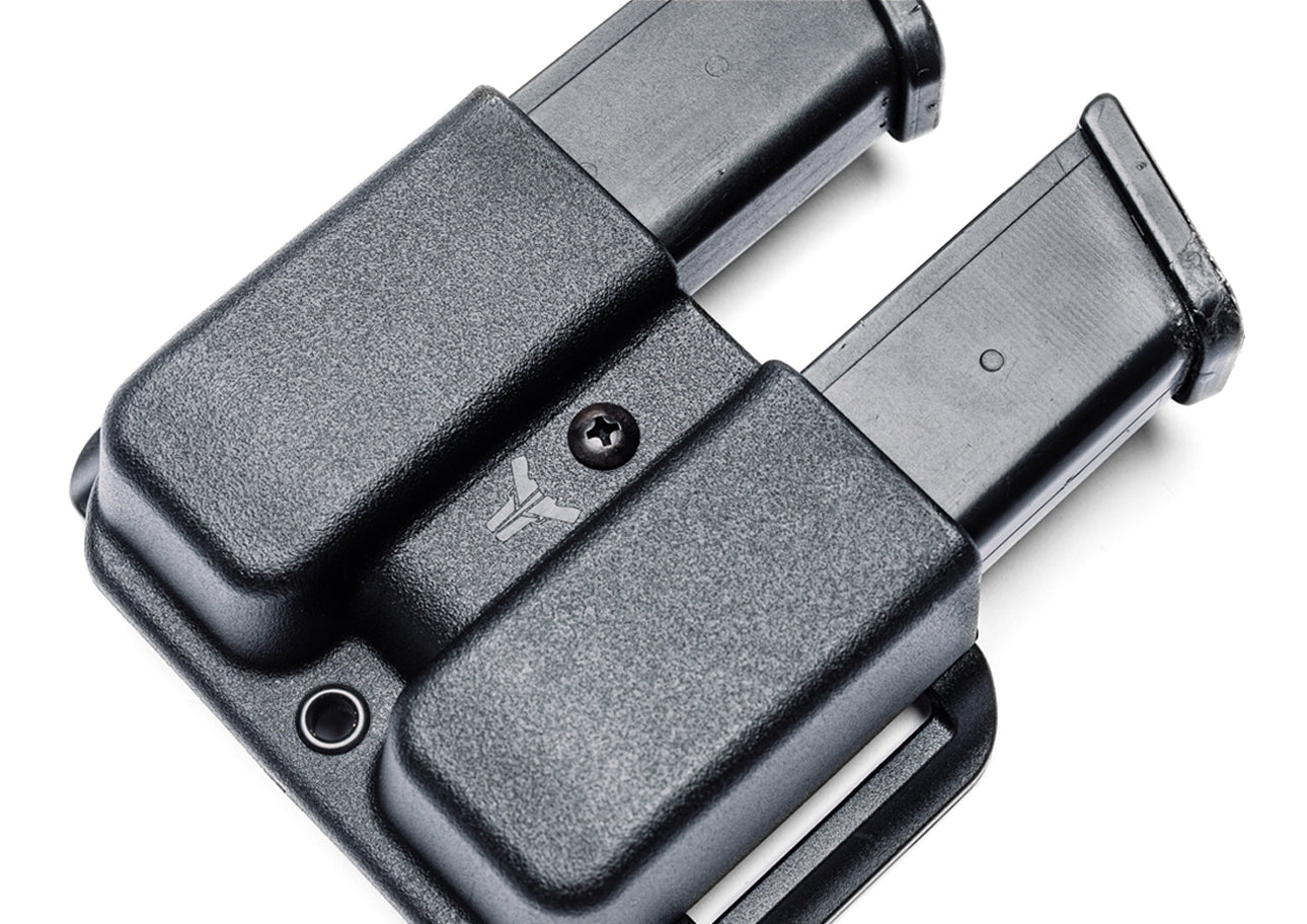 Signature Double Mag Pouch Outside the Waistband (OWB) Glock 9/40 with Adjustable Stingray Loop (ASR) Belt Attachment and Adjustable Retention